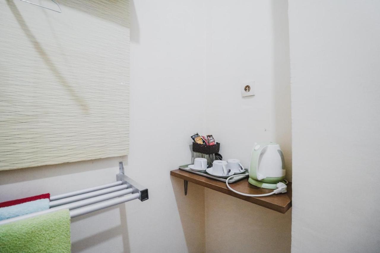 Reddoorz Plus Near Wtc Batanghari Mall Tanjungjohor Экстерьер фото