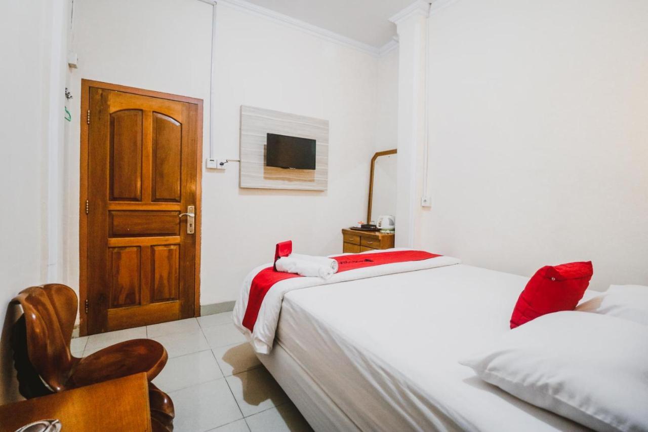 Reddoorz Plus Near Wtc Batanghari Mall Tanjungjohor Экстерьер фото